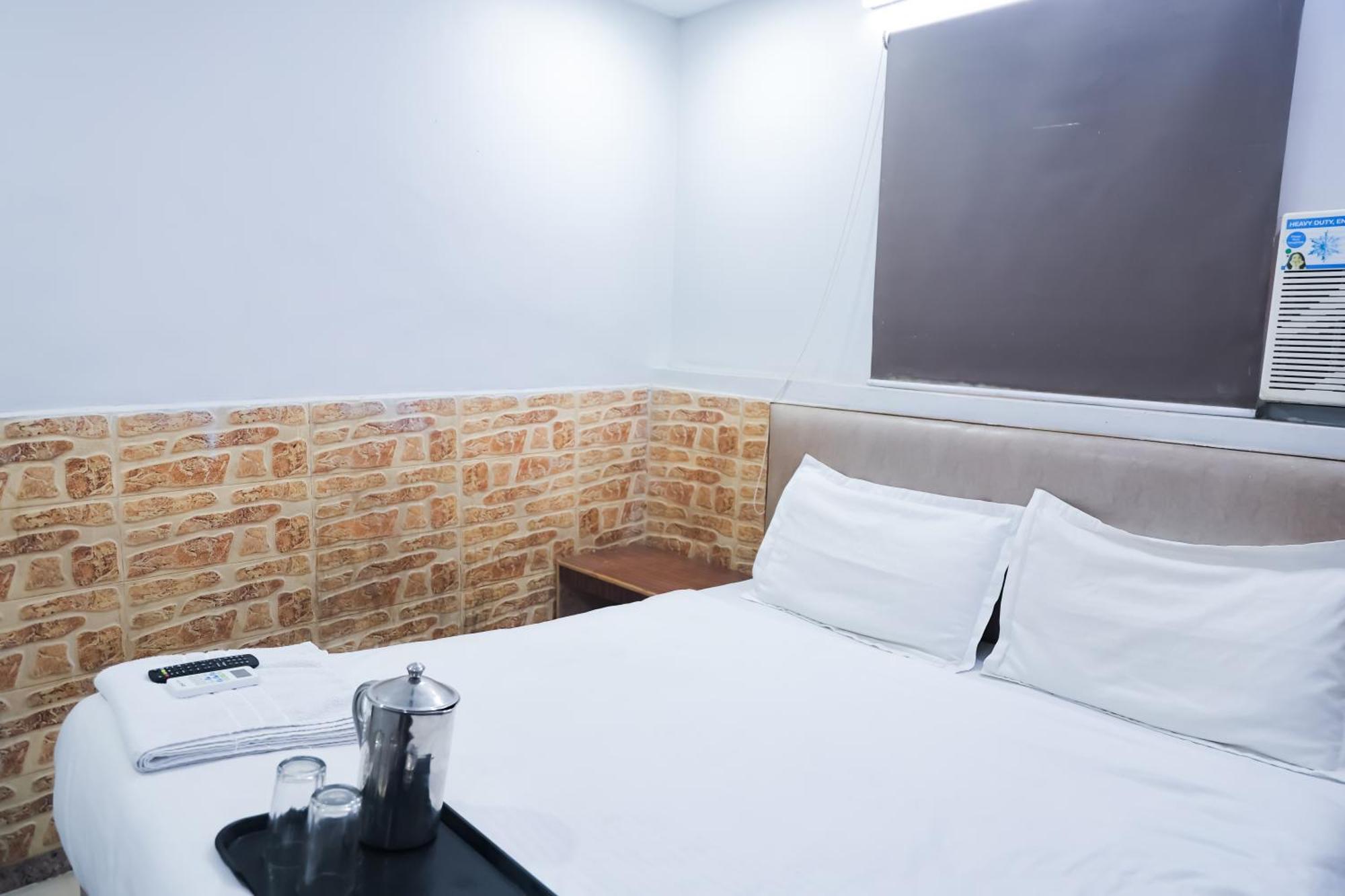 Mannat Stay Hotel - Laxmi Nagar New Delhi Exterior photo